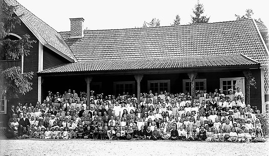Vasakyrkans sommarhem i Adolfsberg. År: 1922. Foto: Sam Lindskog, Örebro läns museum.
